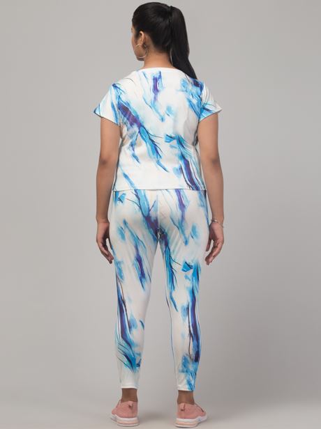 WUGO: Latest Fabulous High Quality Printed Sports Wear Set/Gym.