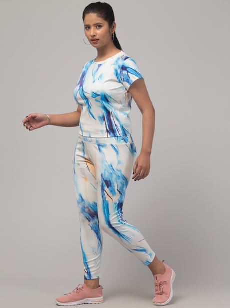 WUGO: Latest Fabulous High Quality Printed Sports Wear Set/Gym.